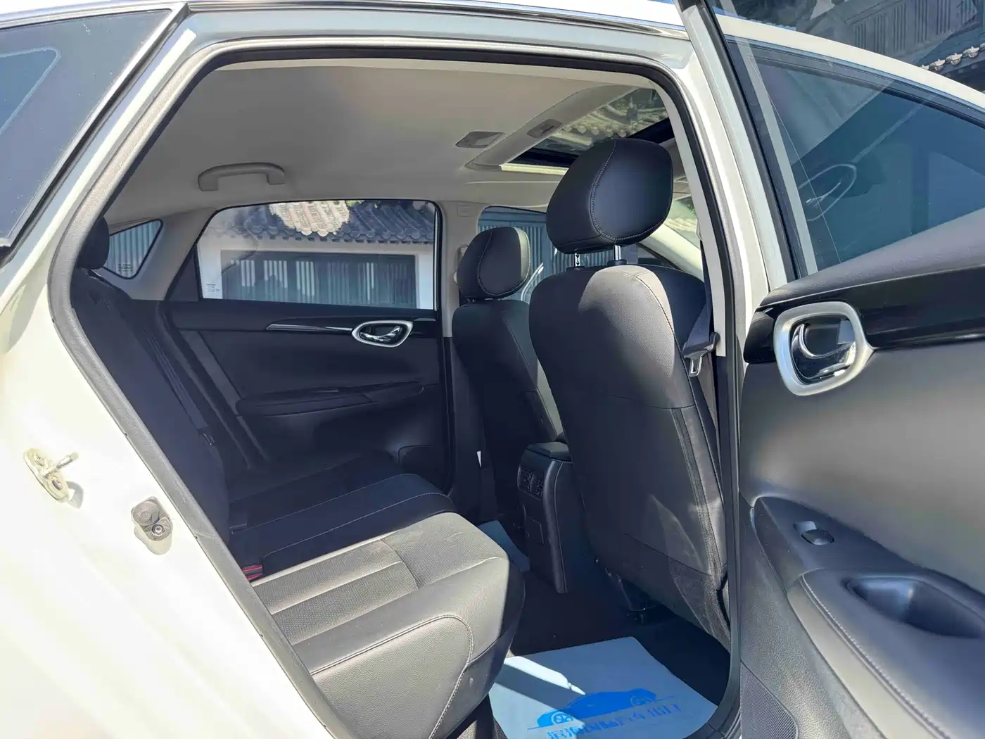 Nissan SYLPHY, миниатюра 9