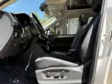 صورة 8 - Volkswagen Tiguan L