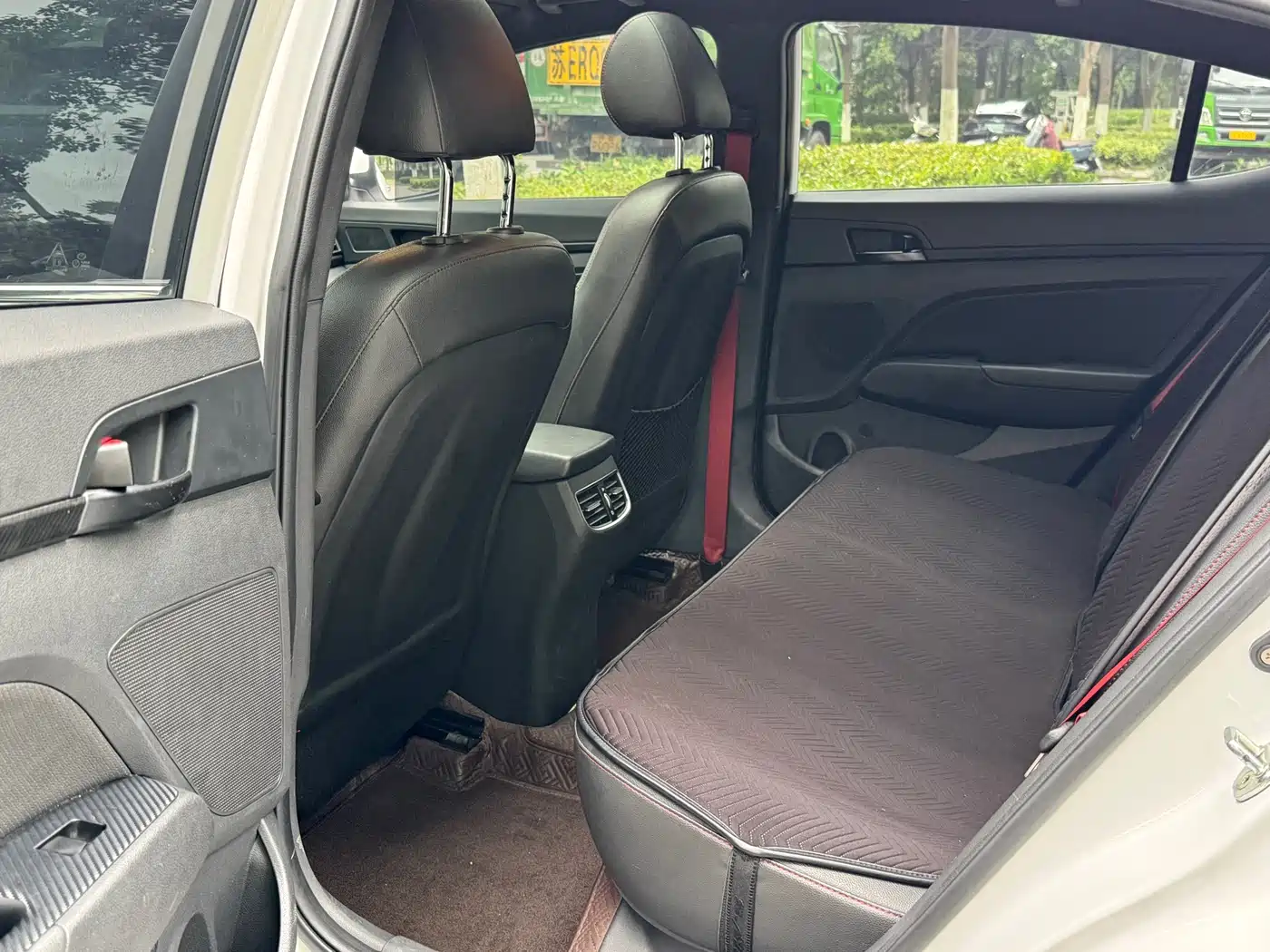 Hyundai Elantra 2019 1.4T Dual-clutch XuanDong·Vitality Type фото 8