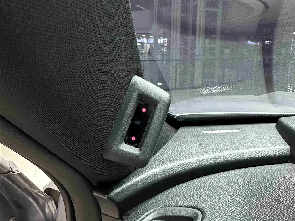 GAC Trumpchi Trumpchi GS8 2022 Navigator Series 2.0TGDI 2WD Luxury Smart Connect Edition (6-seater) фото 25