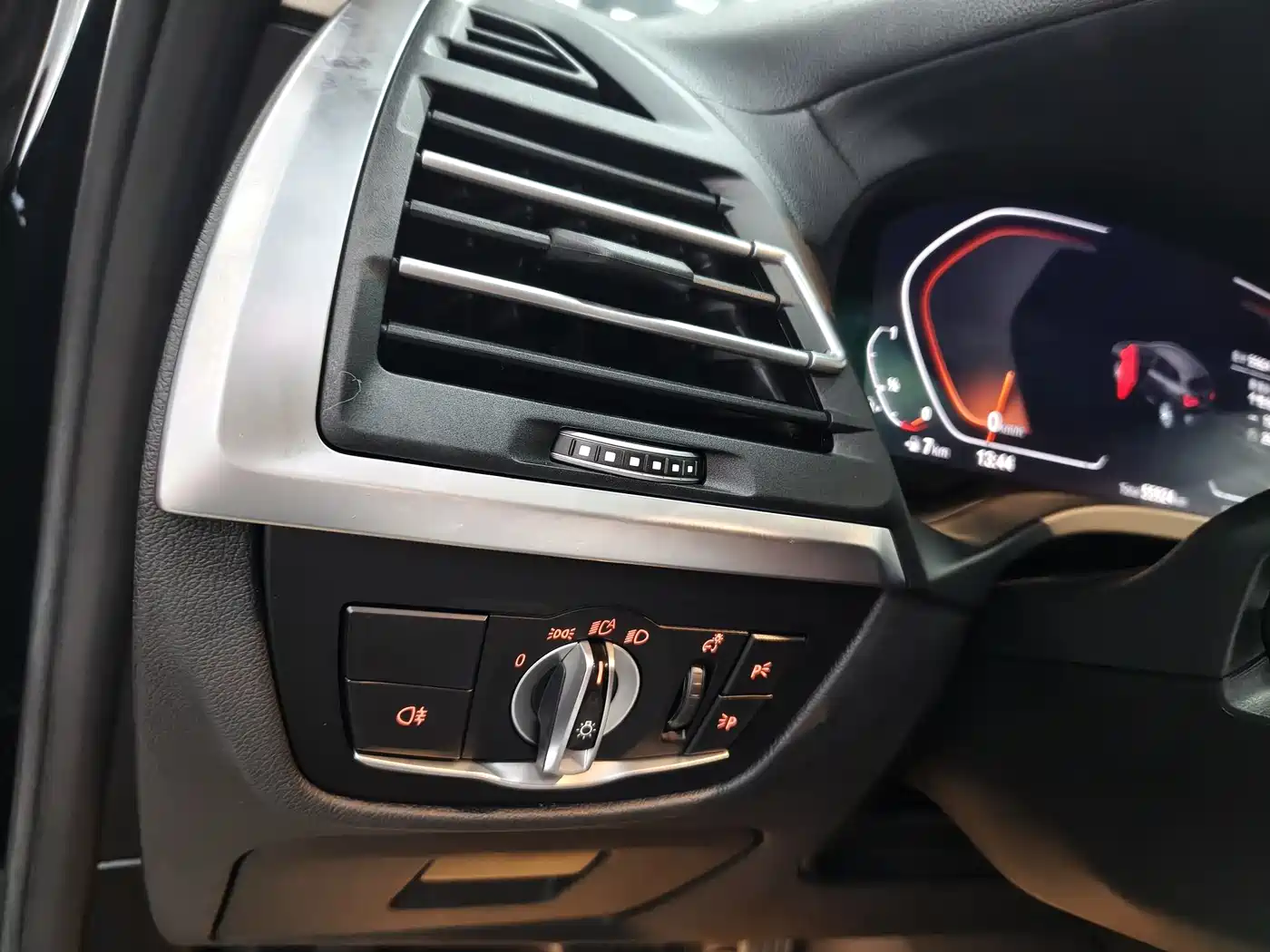 BMW X3 2022 Facelift xDrive25i M Sport Package фото 9