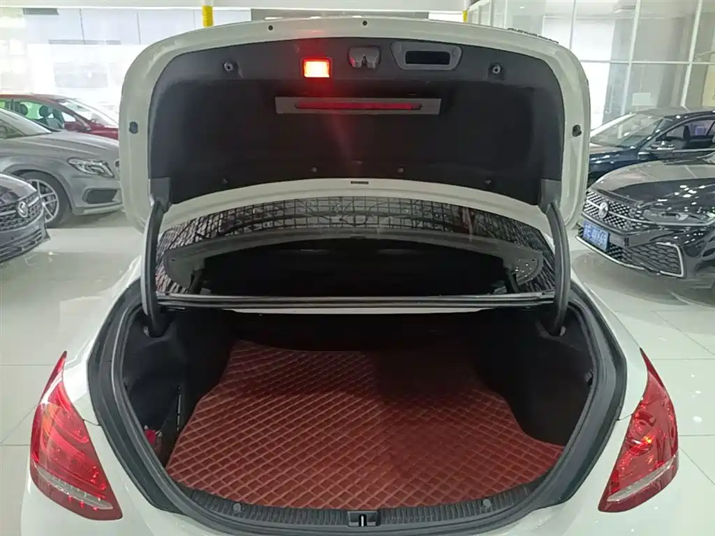 Mercedes-Benz C-Class 2017 C 200 Sport 4MATIC фото 19