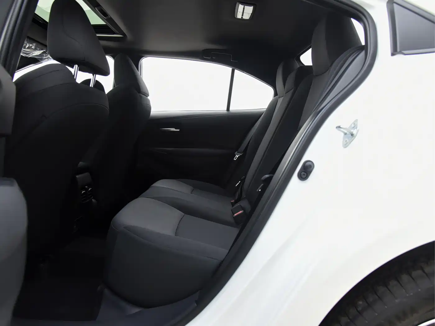 Toyota Levin 2024 185T CVT Luxury Edition фото 11