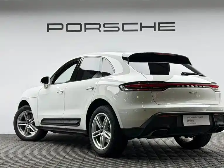 Porsche Macan 2023 Macan 2.0T фото 6