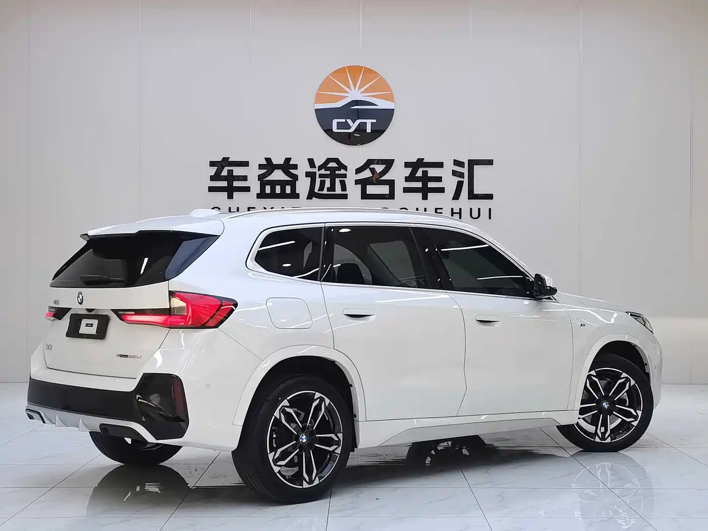 BMW X1 2023 sDrive25Li M Sport Package фото 6