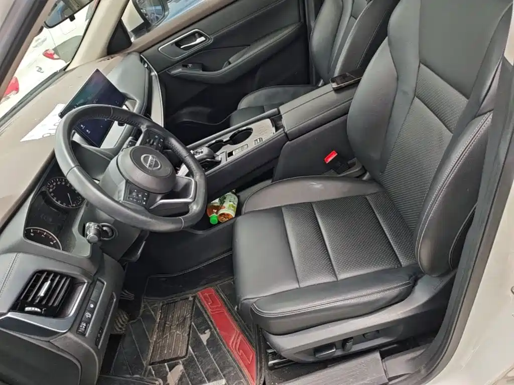 Фото 8 - Nissan X-Trail