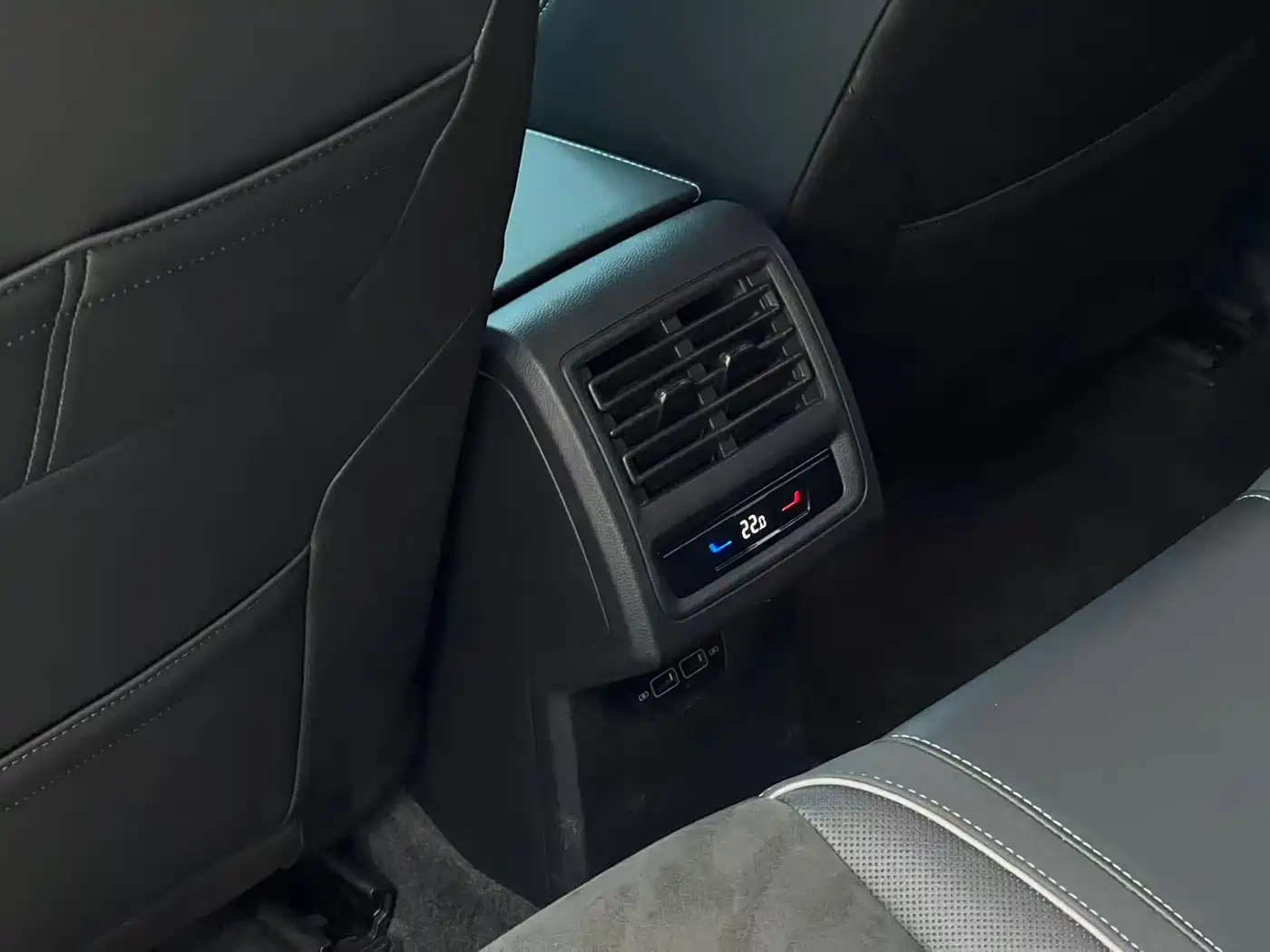 Volkswagen Golf 2021 280TSI DSG R-Line фото 14