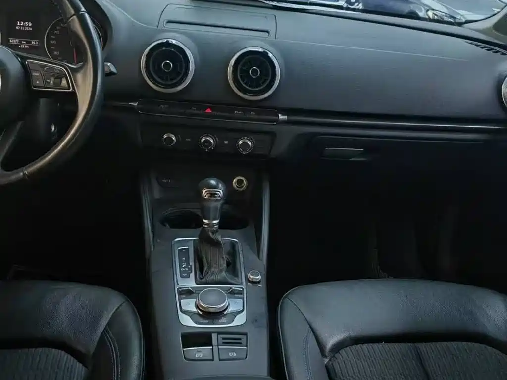 Audi A3 2019 Limousine 35 TFSI Progressive China VI фото 5