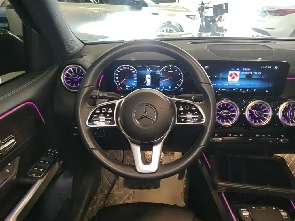 Mercedes-Benz GLB 2023 GLB 220 Dynamic фото 11