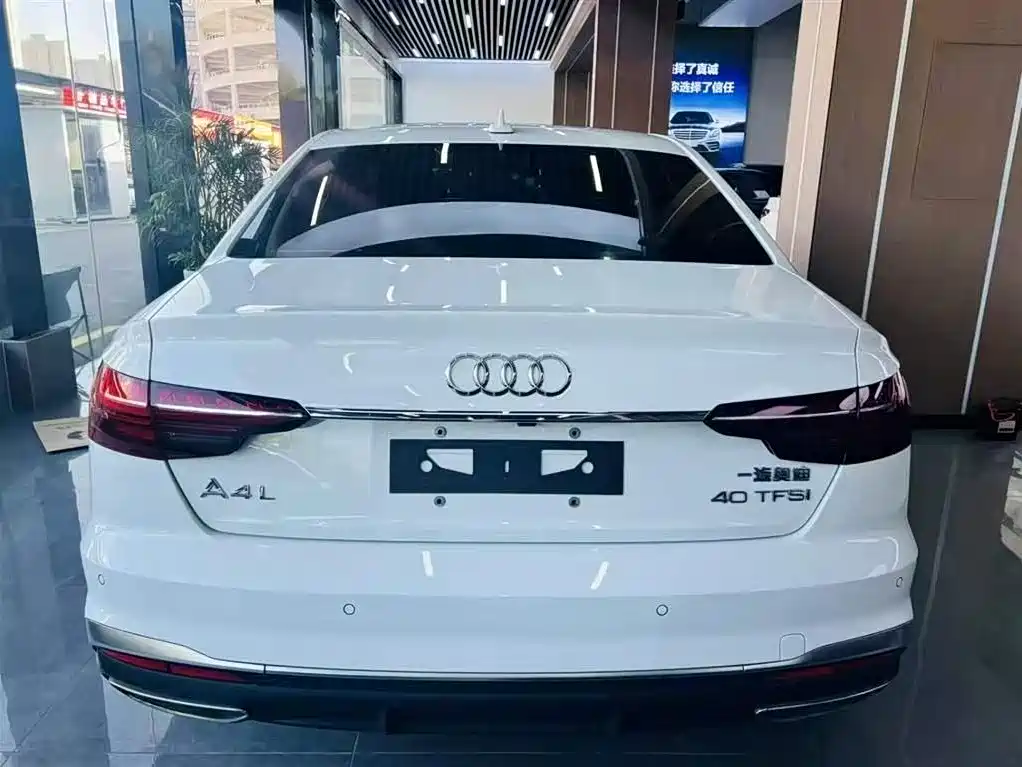 Audi A4L 2020 40 TFSI Fashion Dynamic Edition фото 8