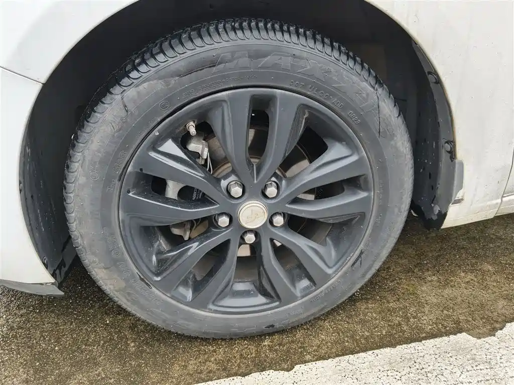 Buick Excelle 2018 15T Dual Clutch Elite (China V) фото 23