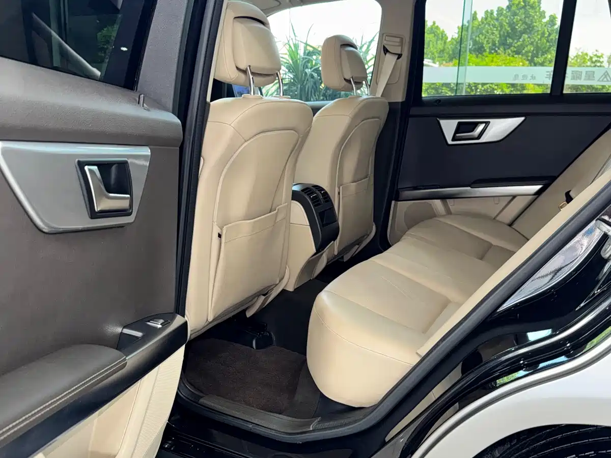 Mercedes-Benz GLK-Class 2013 GLK 300 4MATIC Fashion фото 25