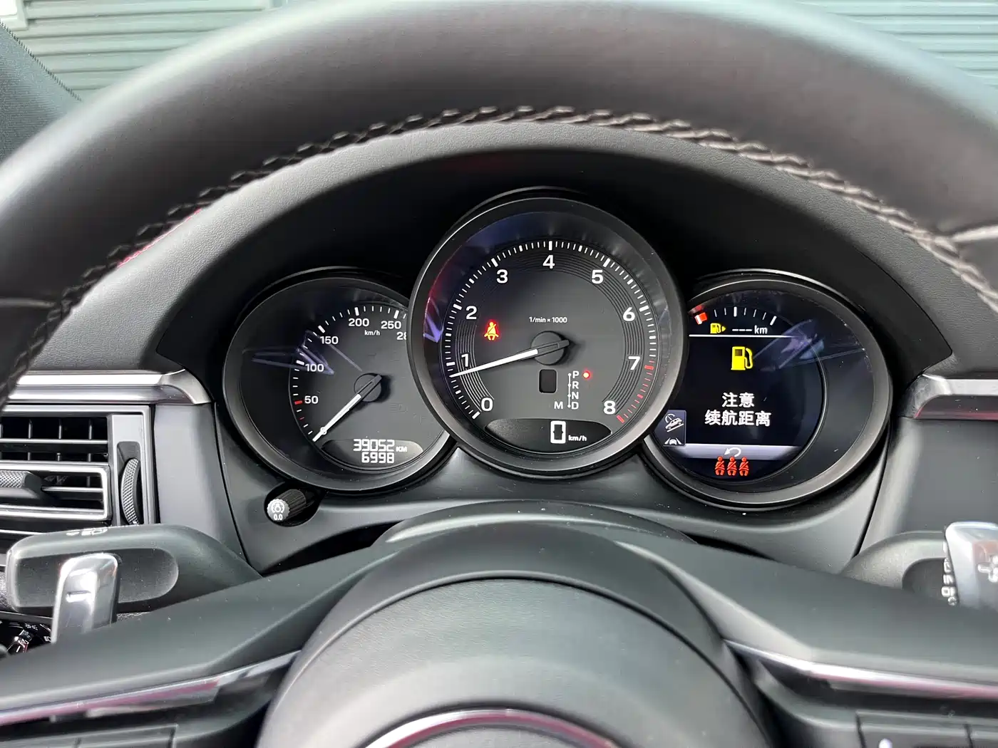 Porsche Macan 2022 Macan 2.0T фото 12