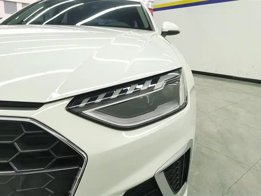 Audi A4L 2020 40 TFSI Fashion Dynamic Edition фото 5