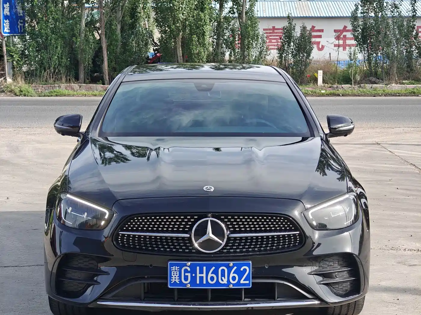 MERCEDES-BENZ E-CLASS
