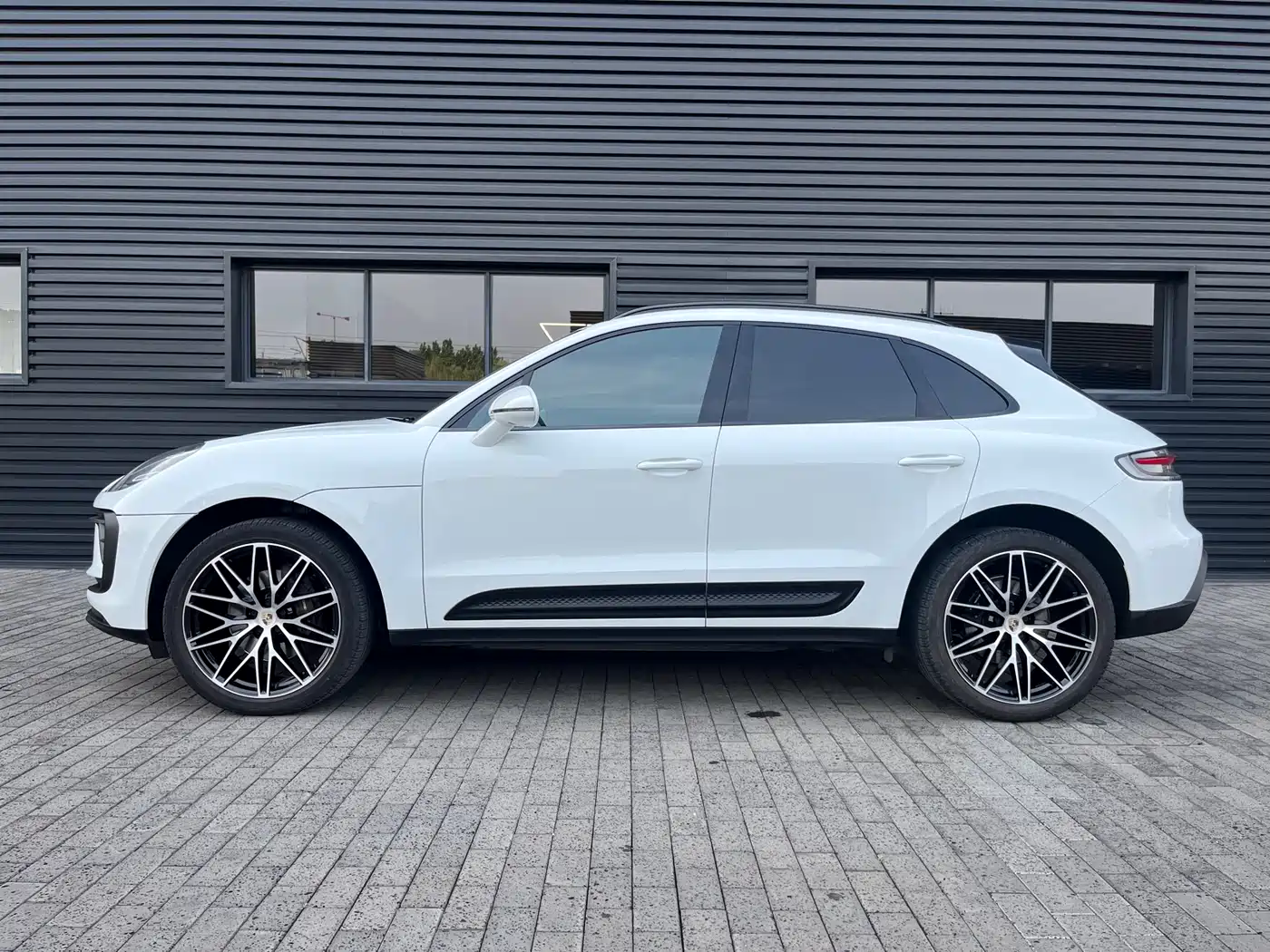 Porsche Macan 2022 Macan 2.0T фото 3