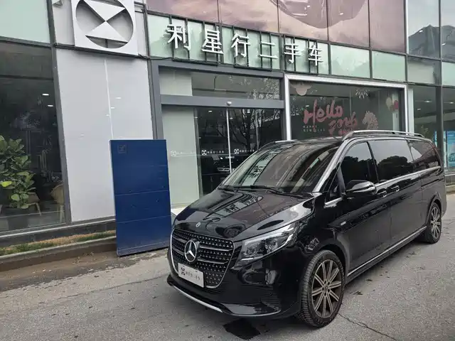 MERCEDES-BENZ V CLASS