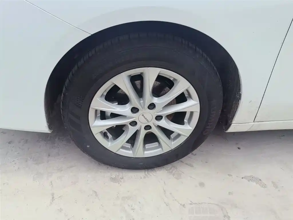 Roewe i5 2026 2026 1.5L CVT Luxury