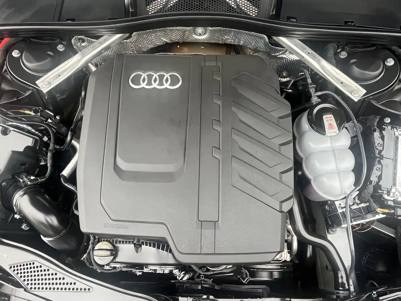 Audi A4L 2024 40 TFSI Luxury Dynamic фото 16