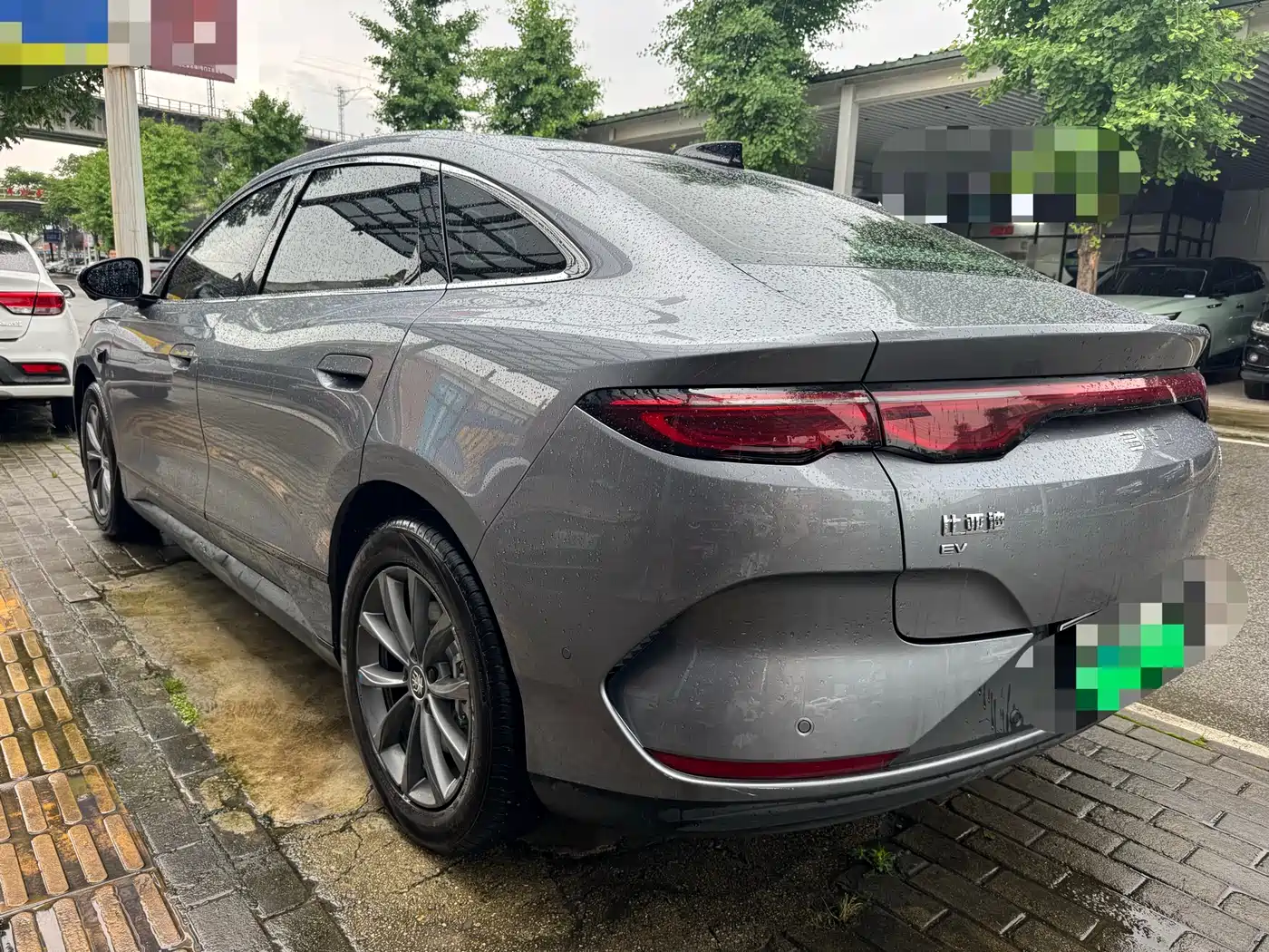BYD Qin L 2025 EV 470KM Leading Edition фото 13