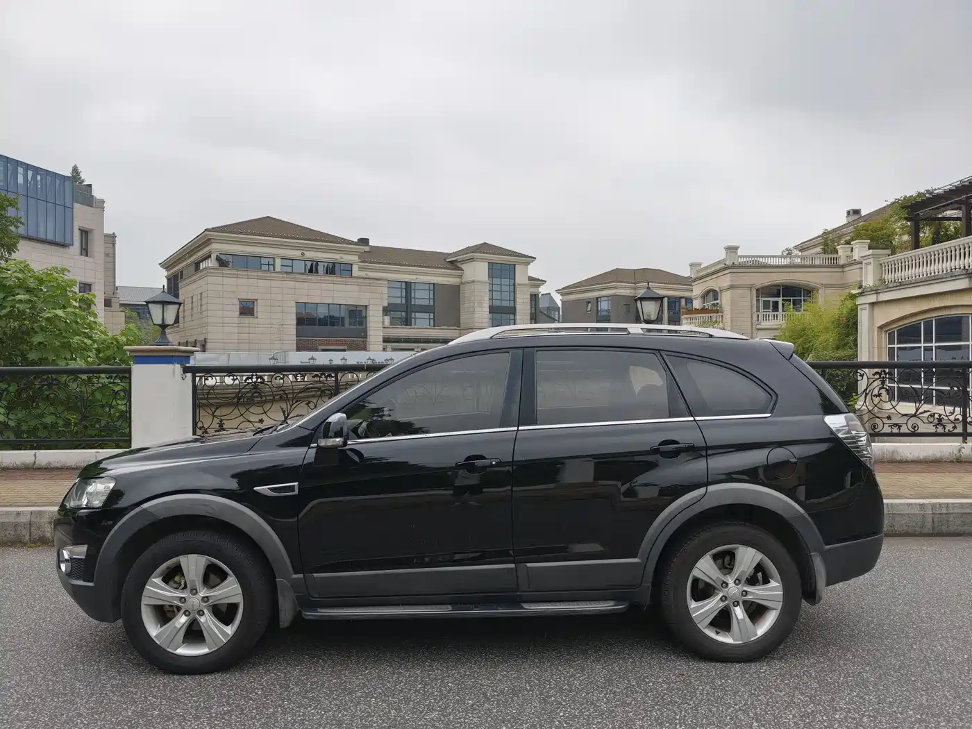 Chevrolet Captiva 2013 2.4L 2WD Urban Edition 7-seater фото 7