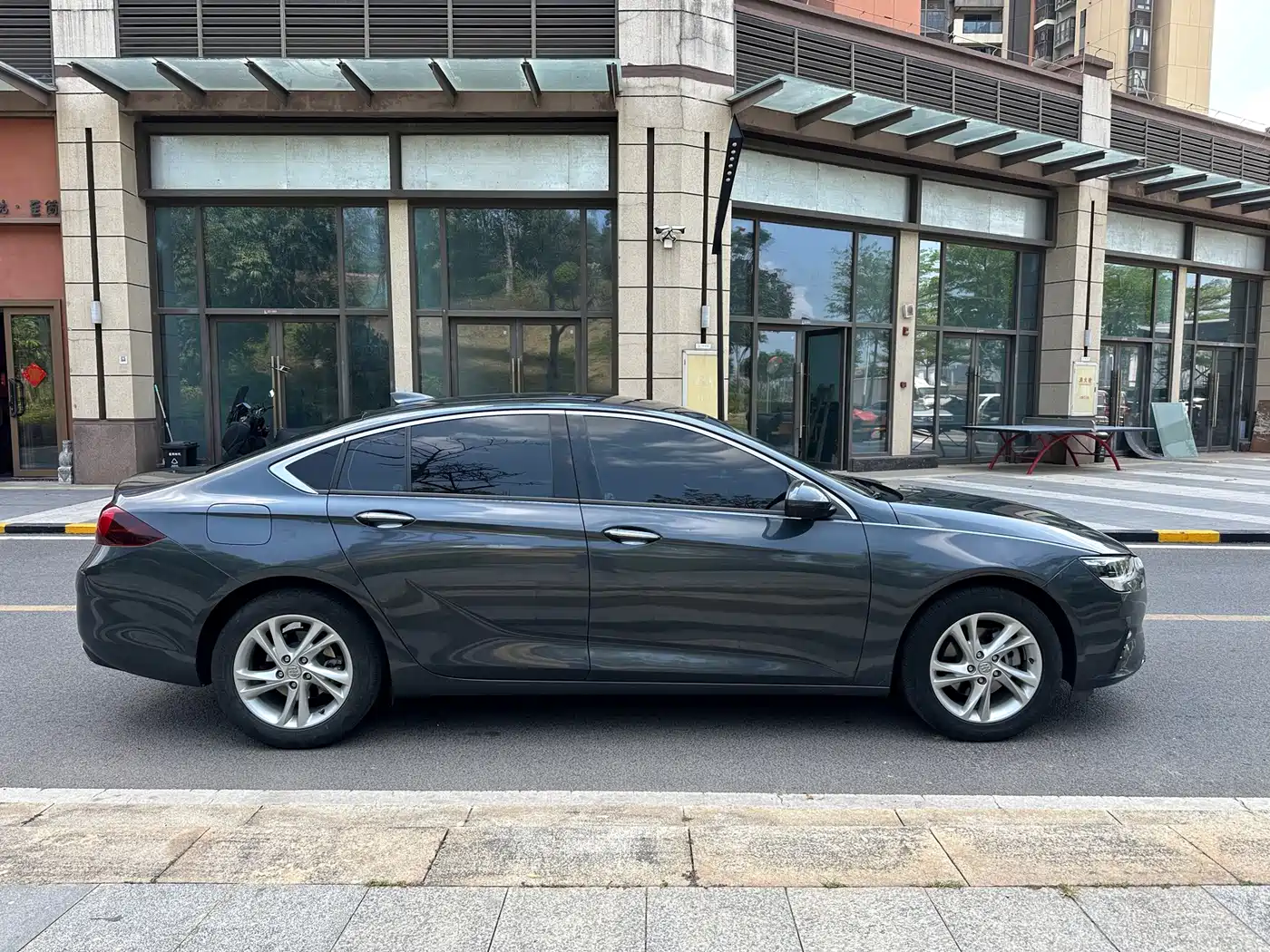 BUICK REGAL