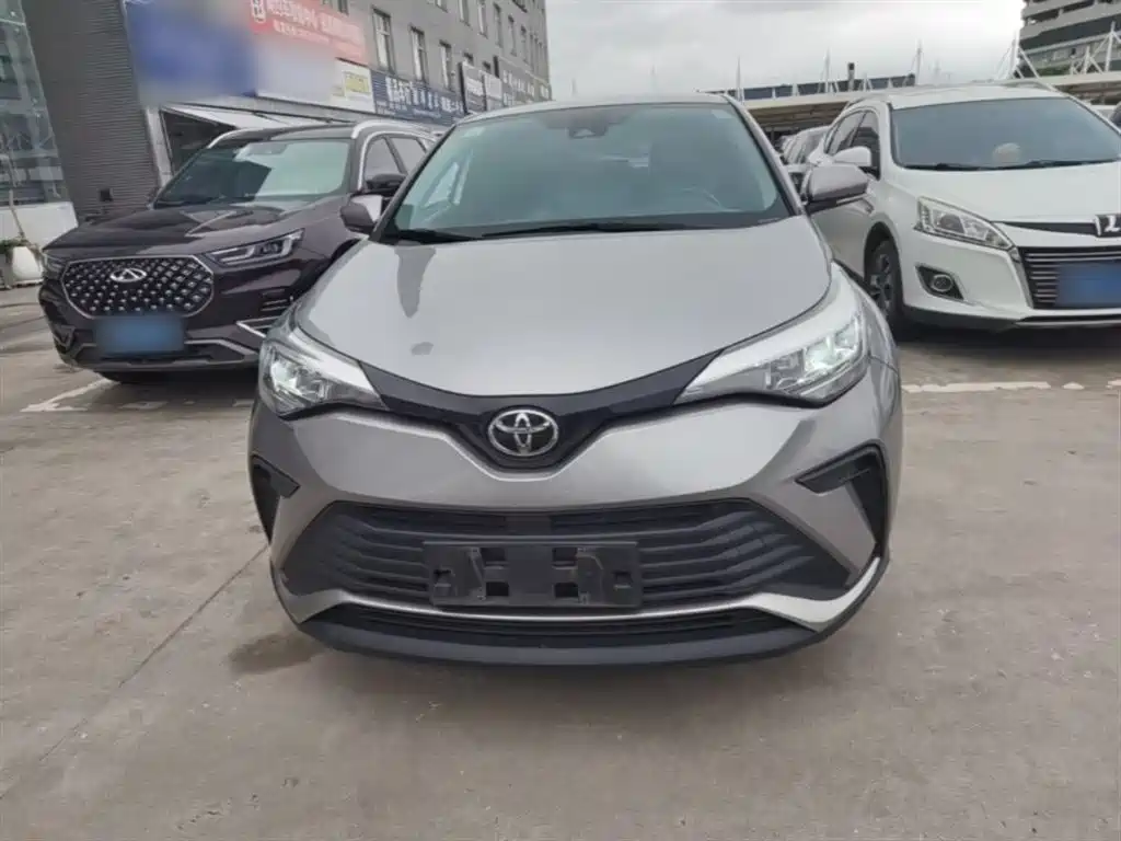 Toyota IZOA 2021 2.0L Yichi Edition фото 3