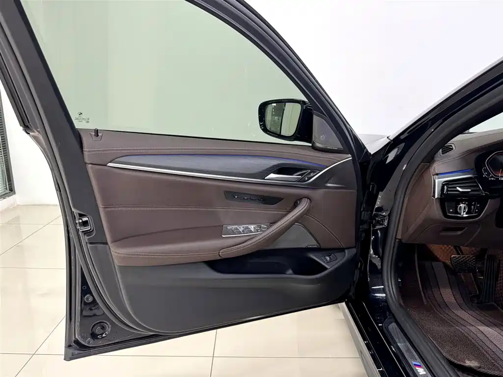 BMW 5 Series 2021 Facelift 530Li Premium M Sport Package фото 8