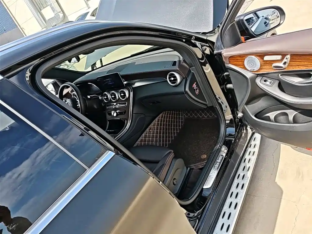 Mercedes-Benz GLC 2021 GLC 300 L 4MATIC Sporty фото 11