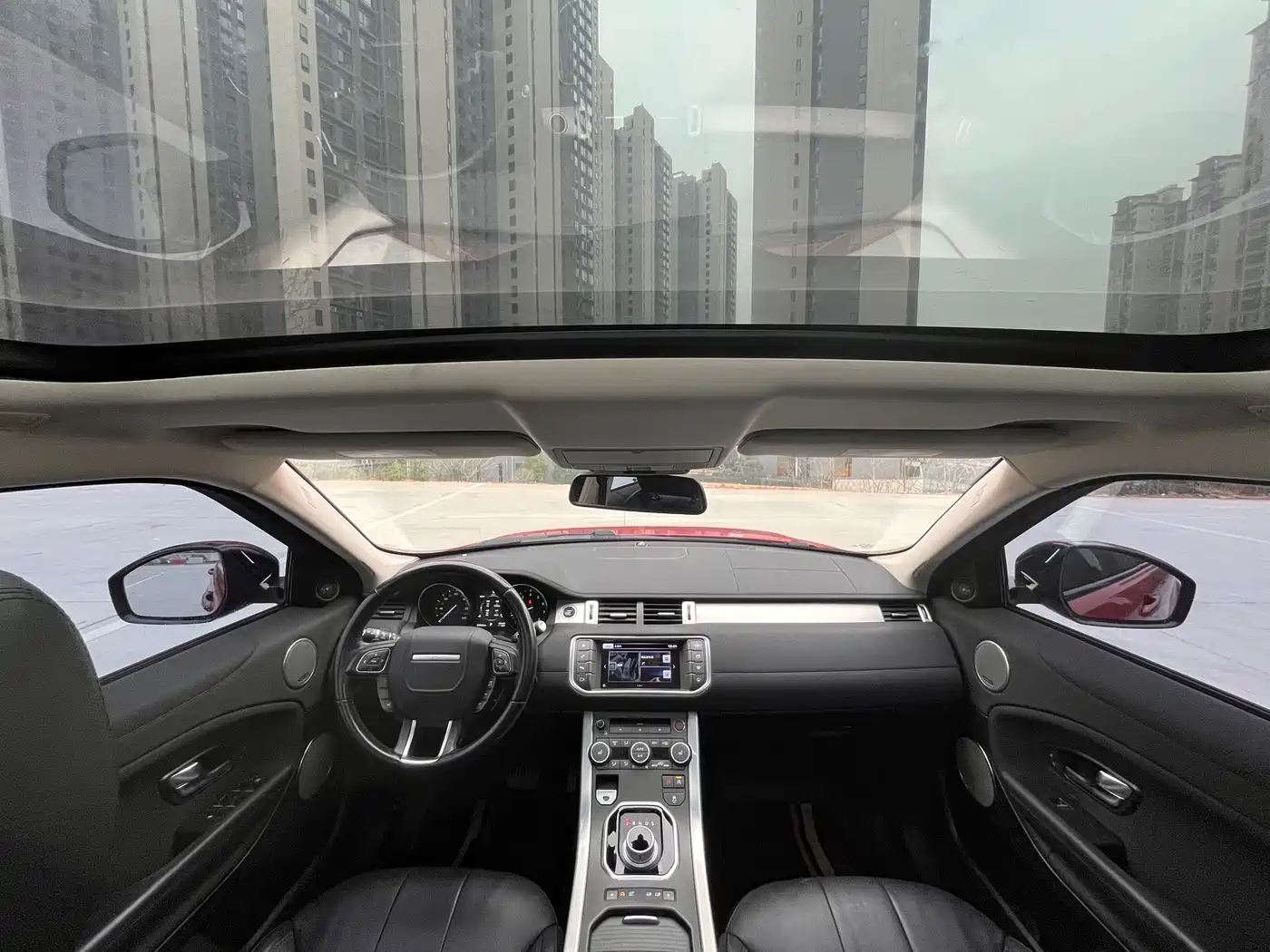Land Rover Range Rover Evoque 2016 2.0T SE ZhiYao фото 18