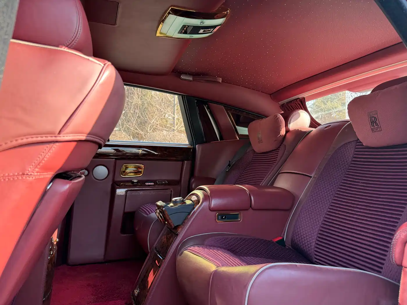 Rolls-Royce Phantom фото 12