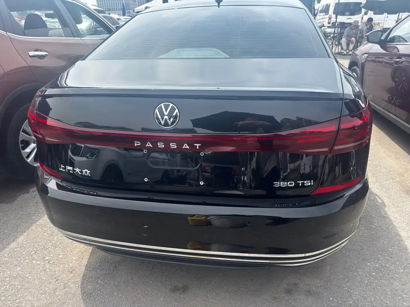 Volkswagen Passat 2024 380TSI Dragon Soaring Edition фото 15