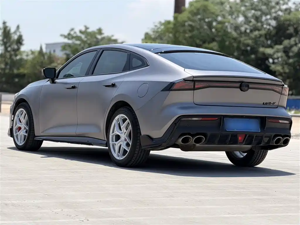 CHANGAN UNI-V