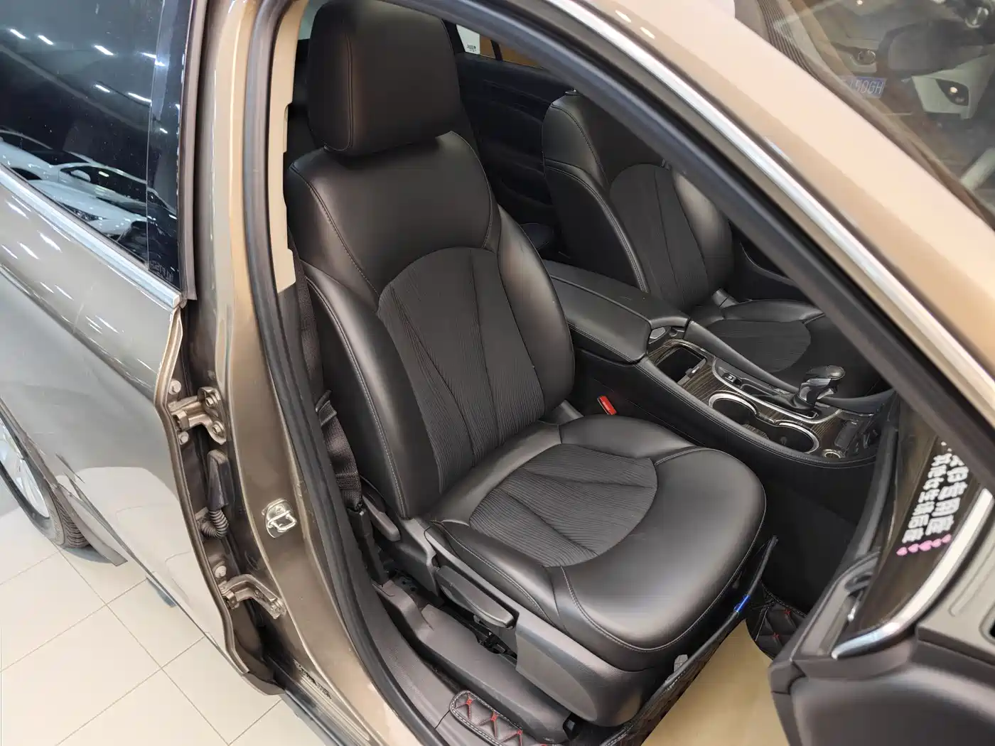 Buick Envision Plus 2018 20T 2WD Leading фото 29