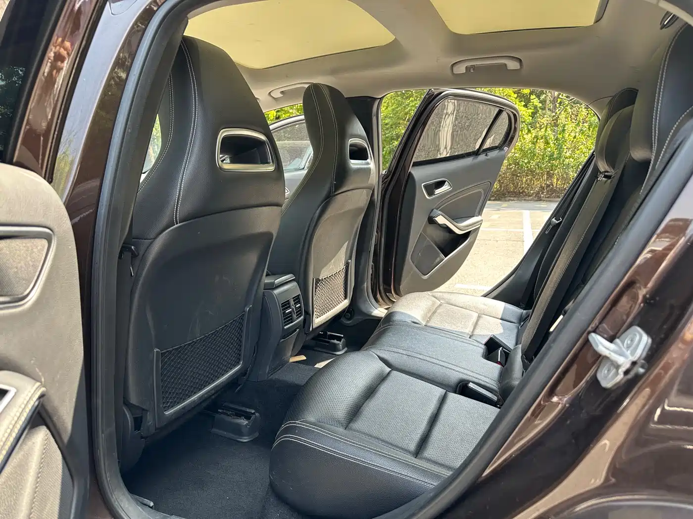 Mercedes-Benz GLA 2016 GLA 200 Dynamic фото 9