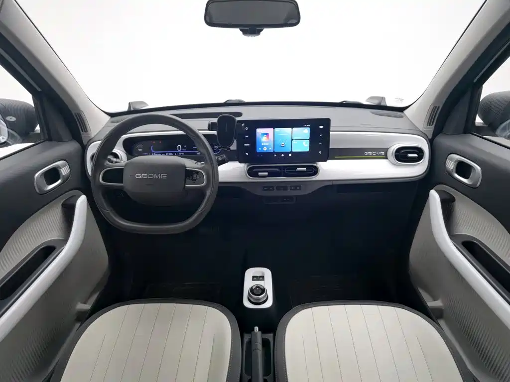 Фото 5 - Geely Galaxy Panda