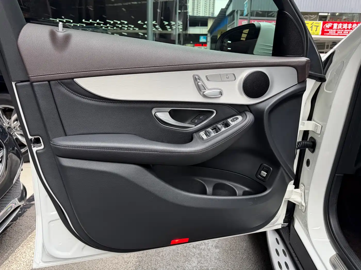 Mercedes-Benz GLC 2020 Facelift GLC 260 L 4MATIC Dynamic фото 14