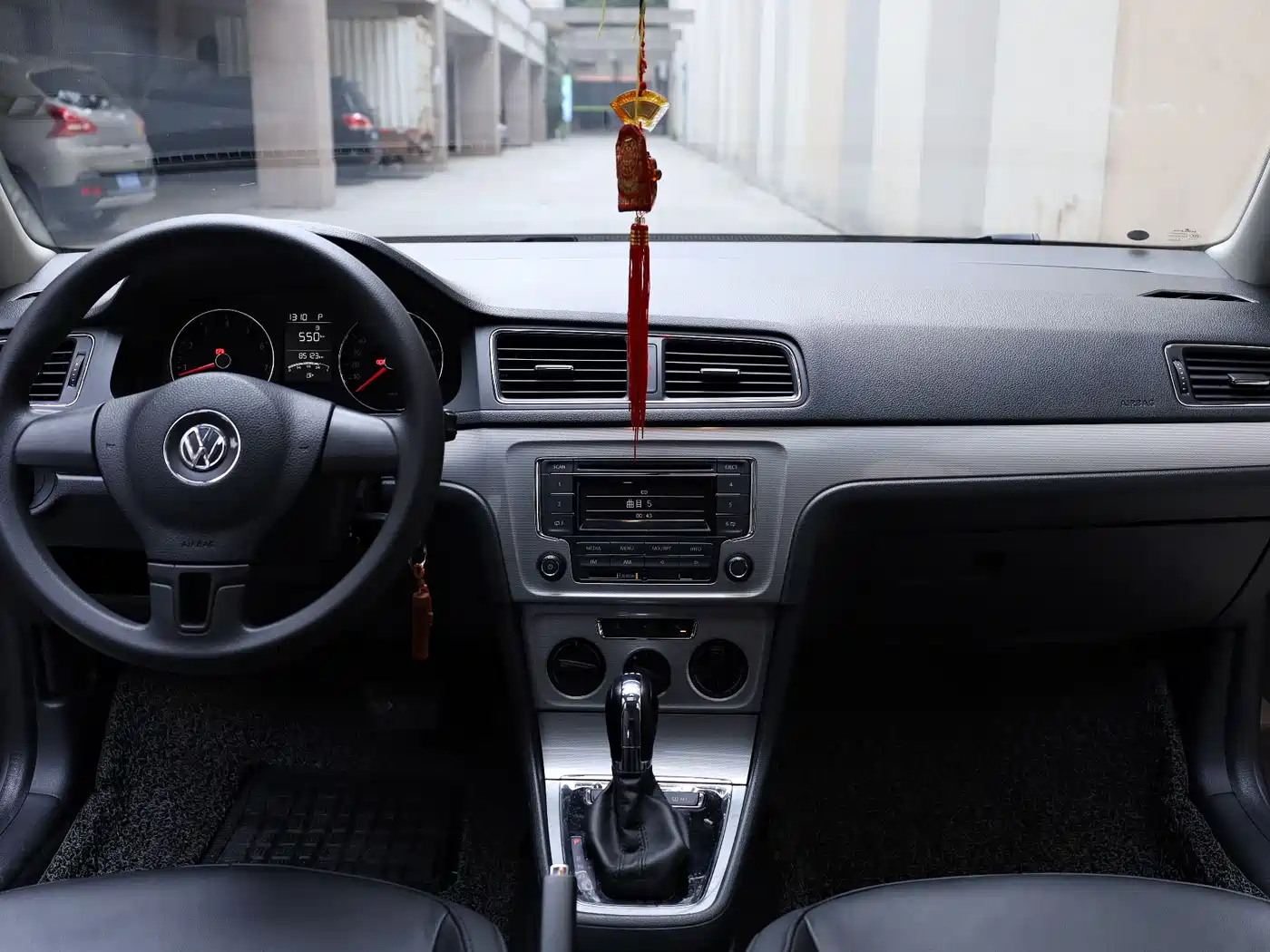 Volkswagen Lavida Tour 2013 1.4TSI Automatic Comfort фото 7
