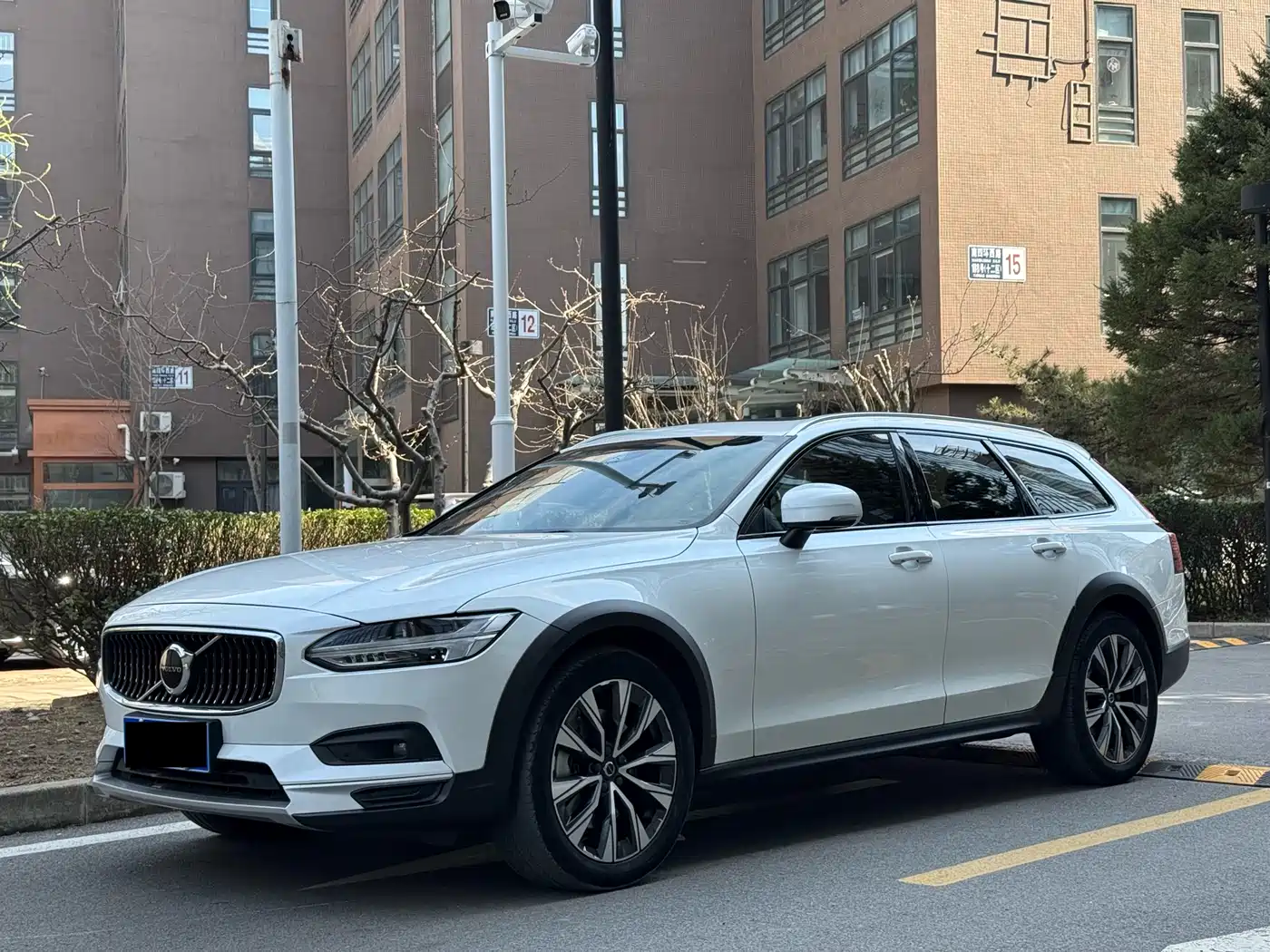 VOLVO V90