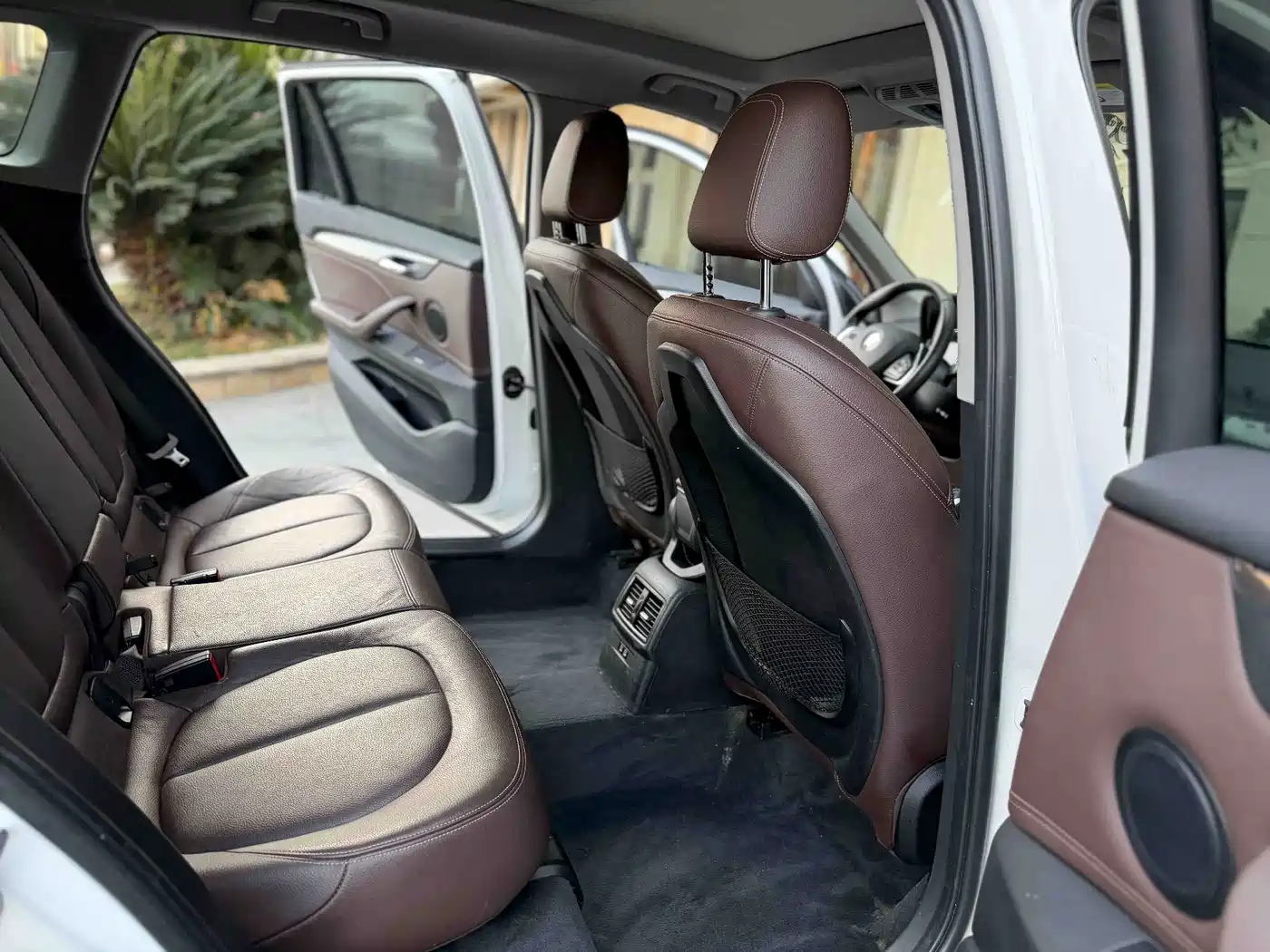 BMW X1 2018 xDrive20Li Premium Model фото 4