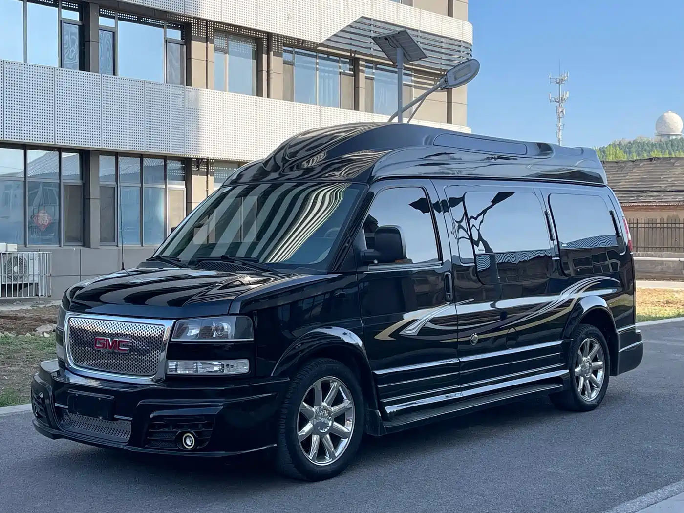 GMC Savana 2014 5.3L G2500S AWD Leader Class