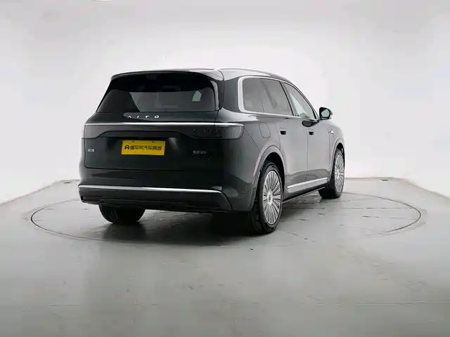 AITO Wenjie AITO M8 2025 Pure Electric Ultra AWD 5-seater фото 6
