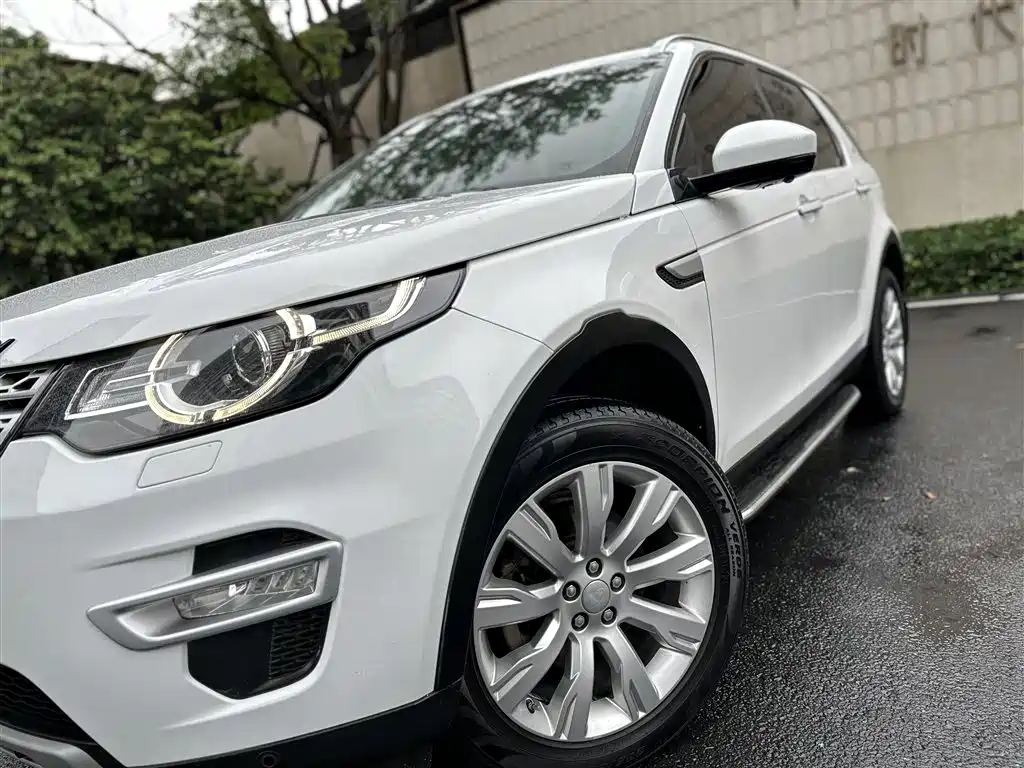 Land Rover Discovery Sport 2017 2.0T HSE LUXURY фото 12