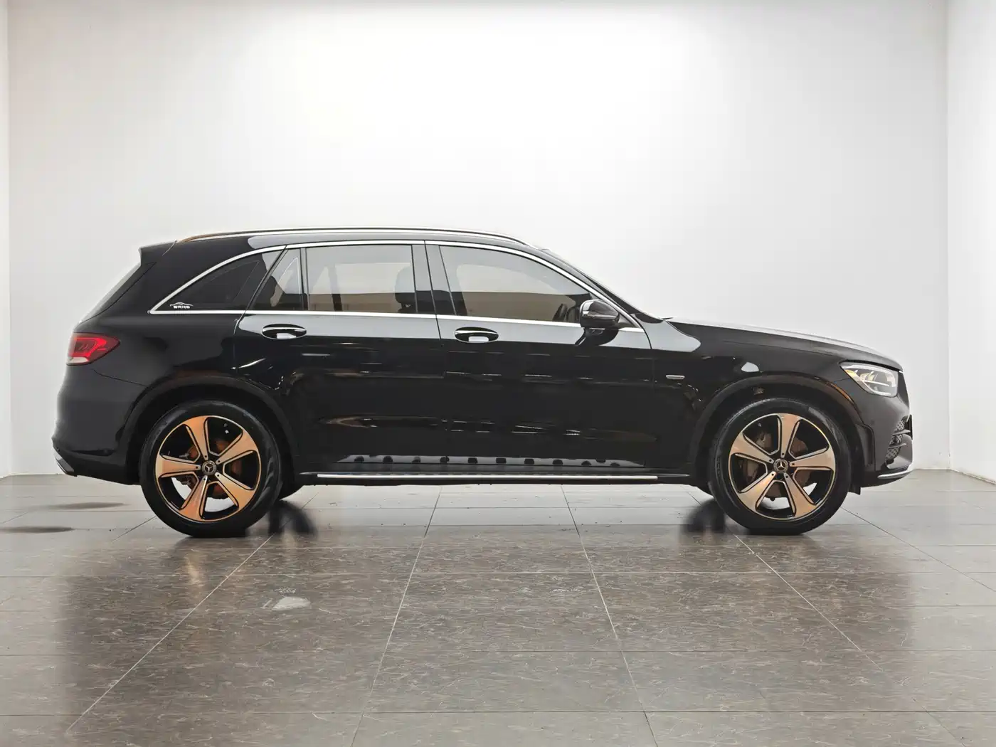 Mercedes-Benz GLC 2022 Facelift GLC 300 L 4MATIC Dynamic Collector's Edition фото 11