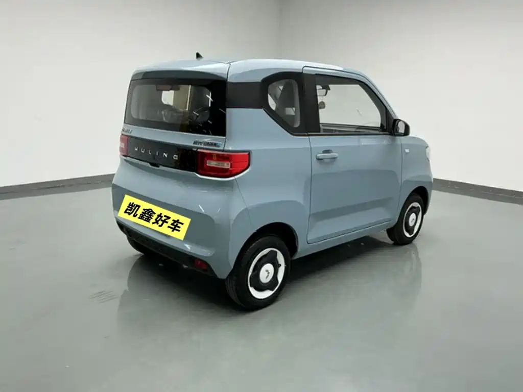 WULING AUTOMOBILE HONGGUANG MINIEV