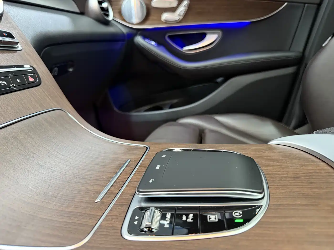 Mercedes-Benz GLC 2021 GLC 300 L 4MATIC Sporty фото 14
