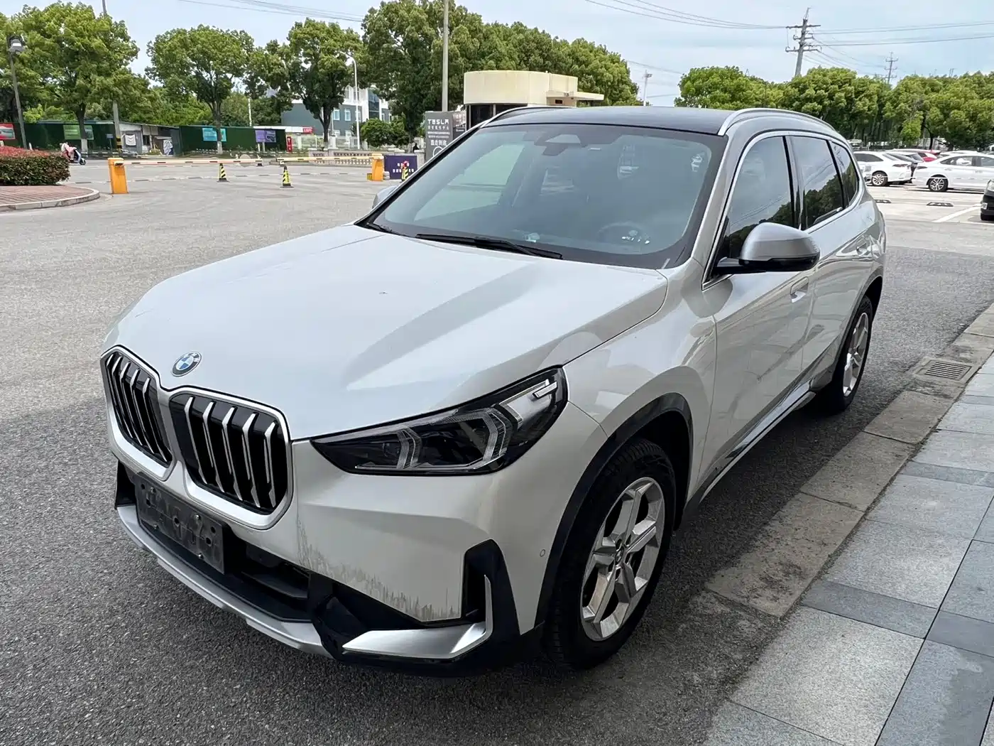 BMW X1 2023 sDrive20Li X Design Package