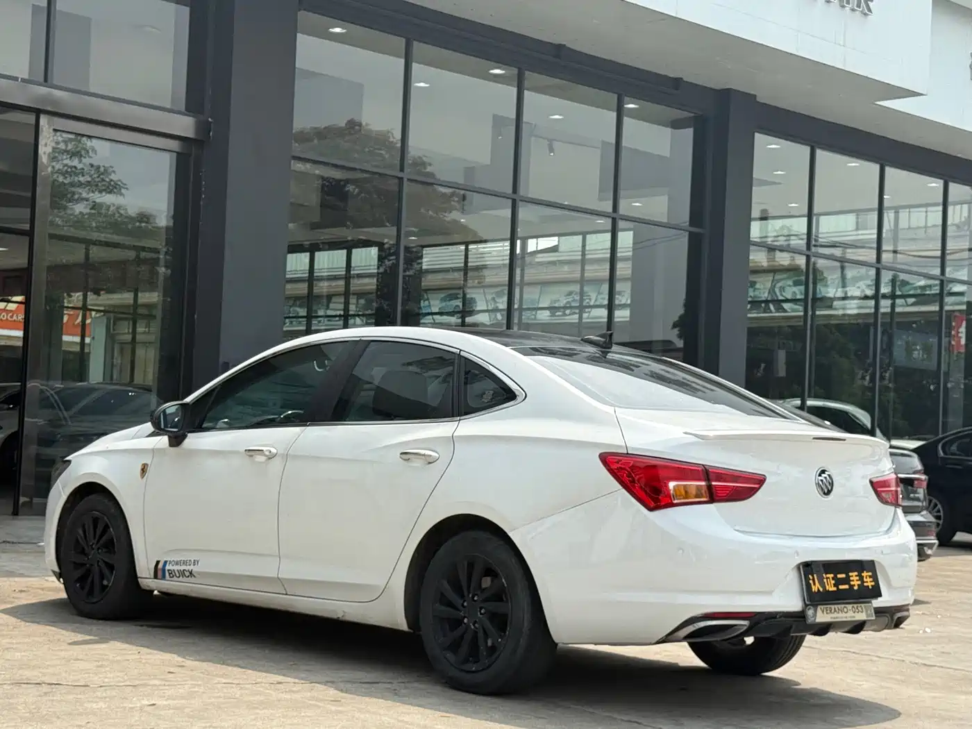 Buick Verano 2017 Sedan 15S Automatic Leading фото 13