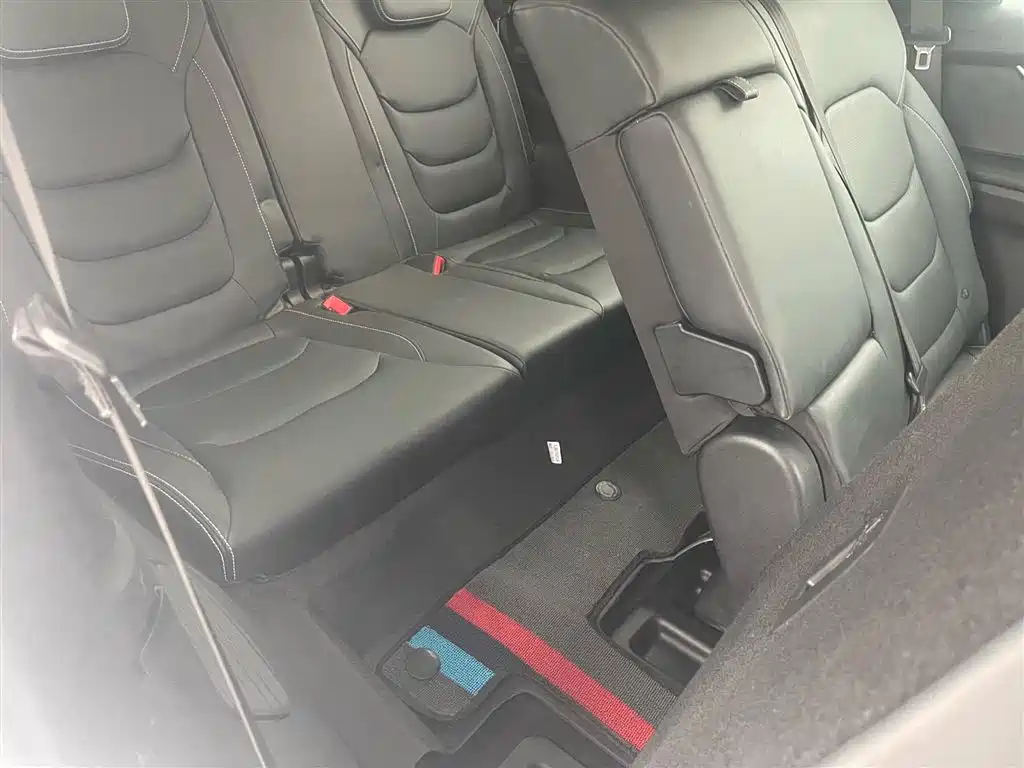 SAIC Maxus D90 2017 2.0T Automatic 4WD Sirius фото 5