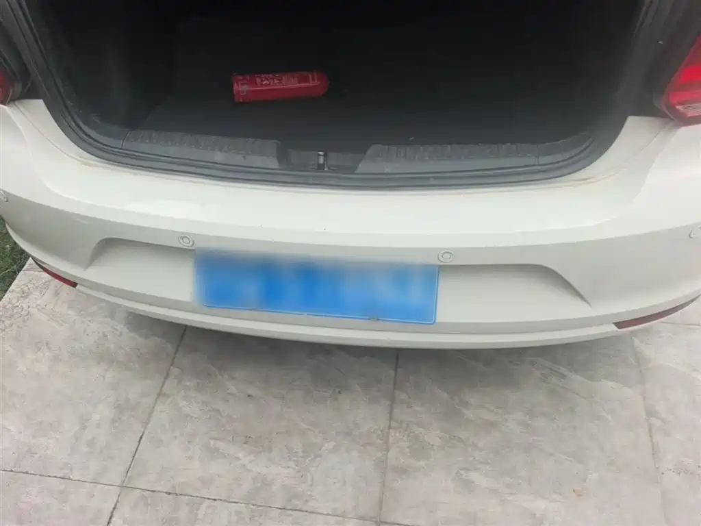 Volkswagen Polo 2016 1.4L Automatic Trend фото 6